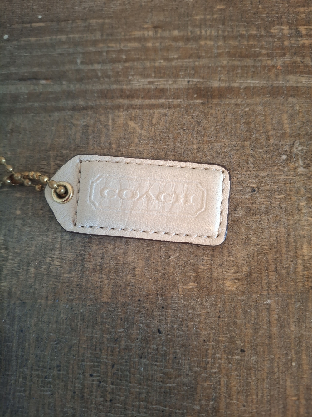 Vintage Y2K Coach Soho Shoulder Bag in Cream - Picture 5 of 12